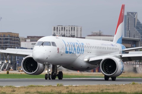 E195-E2 in LCY ©Luxair.jpg
