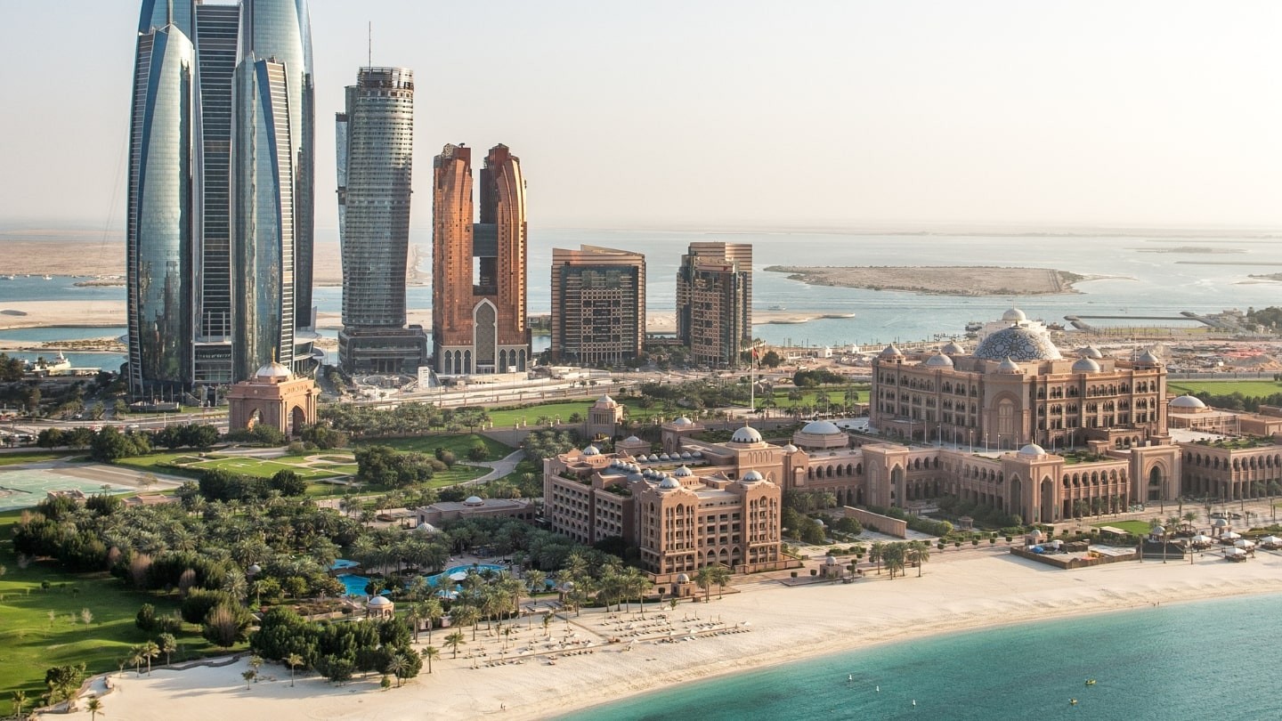 NEU! Abu Dhabi  Hin- und Rückflug ab 379€ 